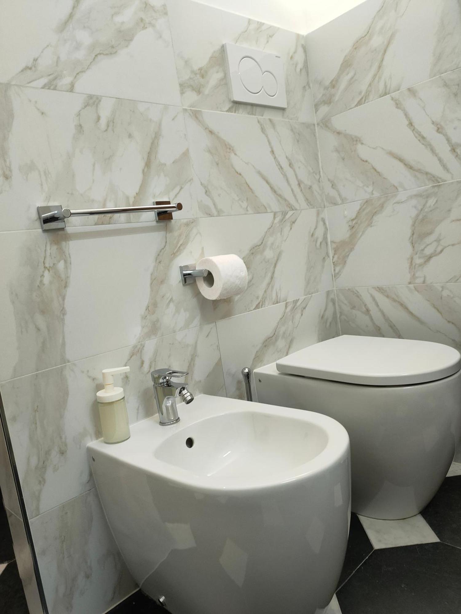 Rooms Ponte Calvi Генуя Екстер'єр фото